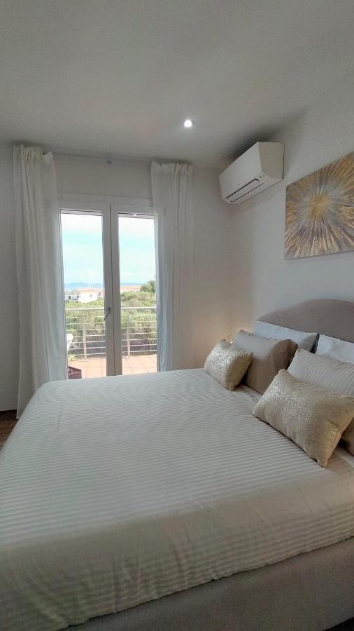 Bed and Breakfast A.Mare Стинтино Экстерьер фото